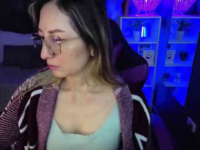 EvelynnMiller EvelynnMiller