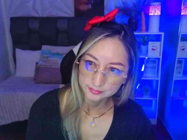 EvelynnMiller webcam