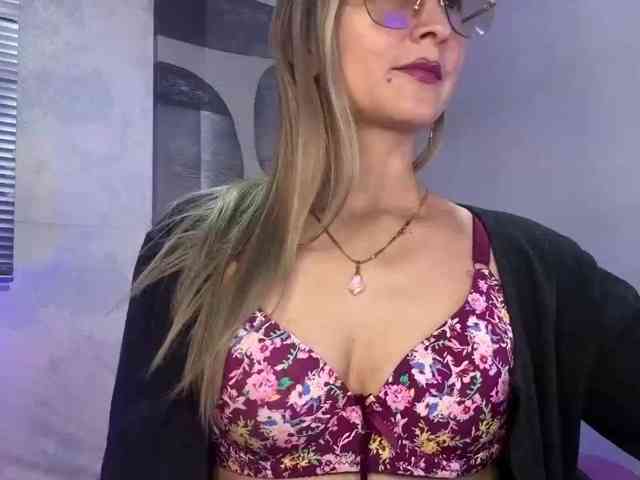 EvelynnMiller EvelynnMiller