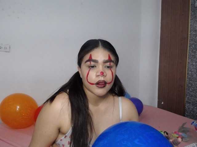 2moonsfulloflove live cam on BongaCams