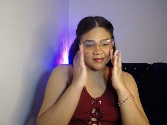 2moonsfulloflove live cam on BongaCams