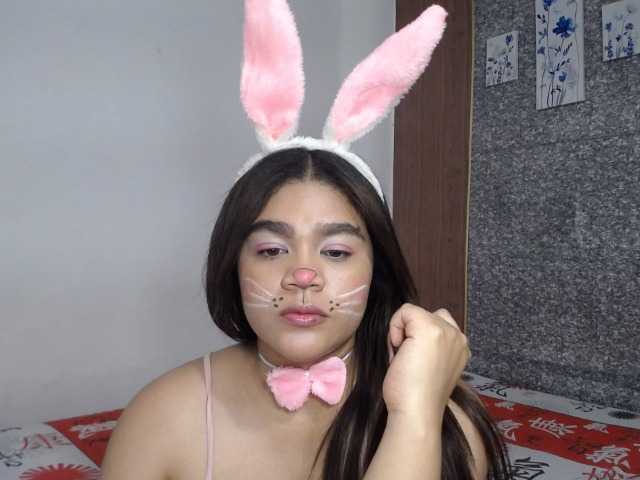 2moonsfulloflove live cam on BongaCams