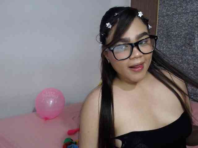 Issabella2002 webcam