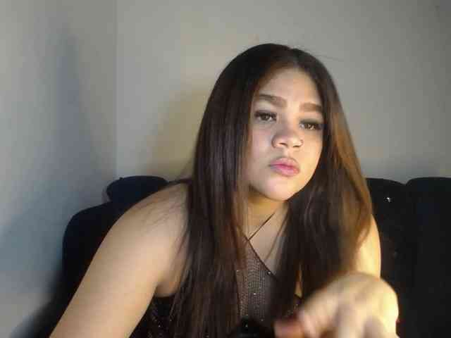 Issabella2002 webcam