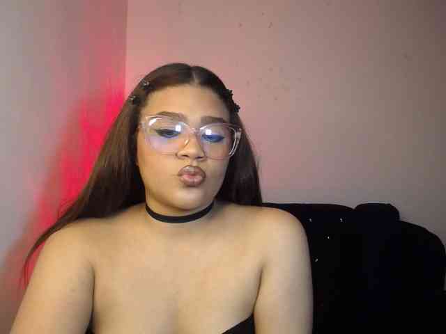 Issabella2002 webcam