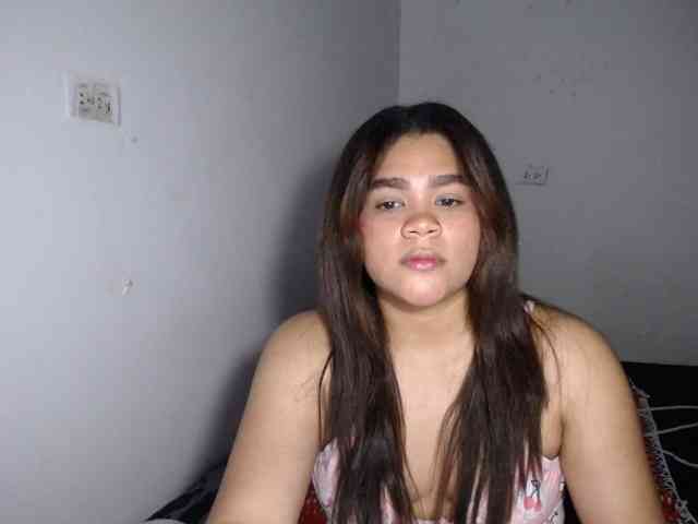 Issabella2002 webcam