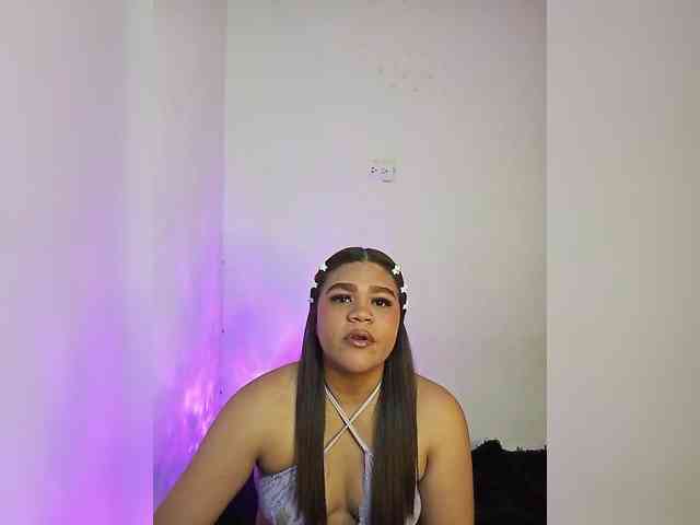 Issabella2002 webcam
