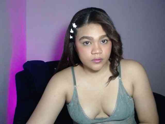 Issabella2002 webcam