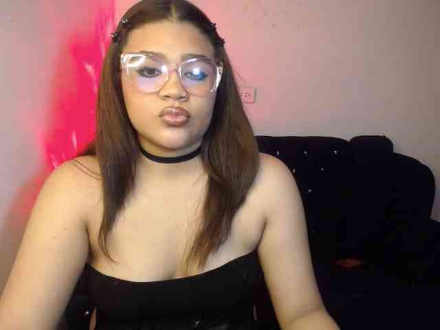 Issabella2002 webcam