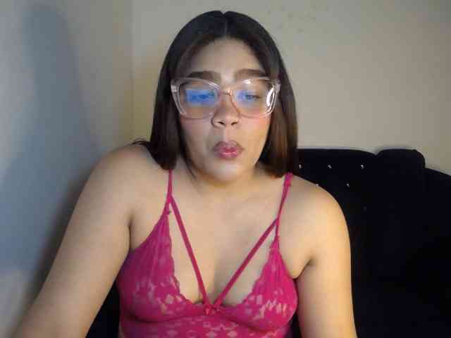 Issabella2002 webcam
