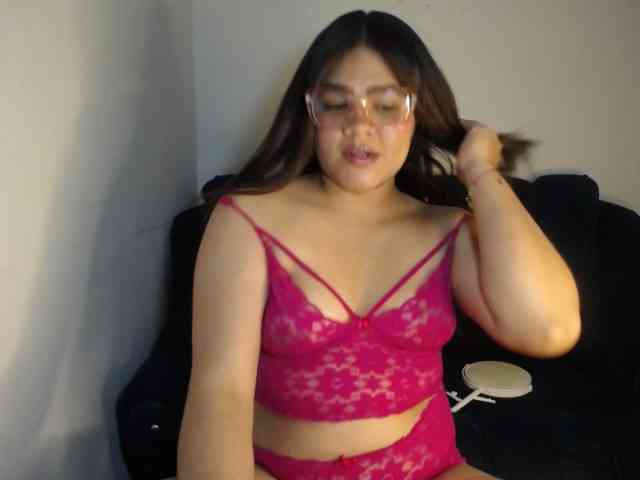 Issabella2002 webcam