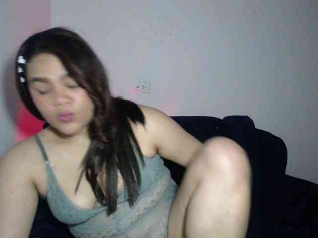 Issabella2002 webcam