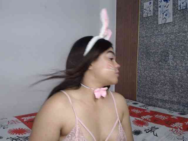 Issabella2002 webcam