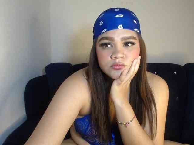 Issabella2002 webcam