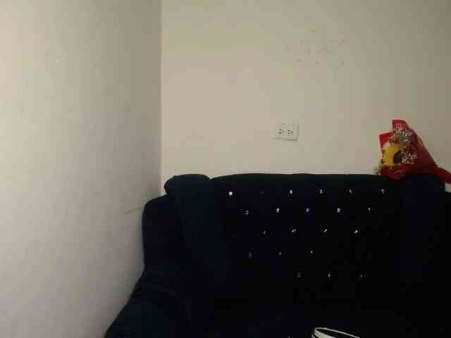Issabella2002 webcam