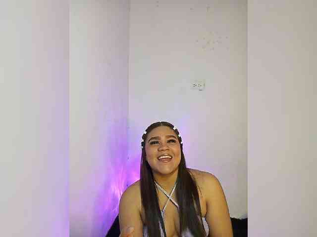 Issabella2002 webcam