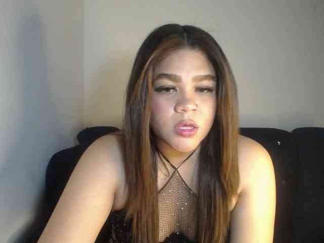 Issabella2002 webcam