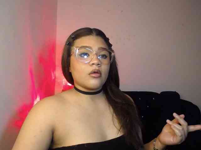 Issabella2002 webcam