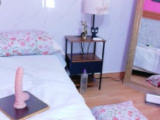 matureandhorny's Live Webcam