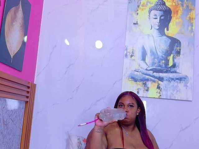matureandhorny live cam preview