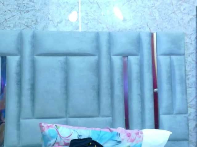 matureandhorny live cam preview