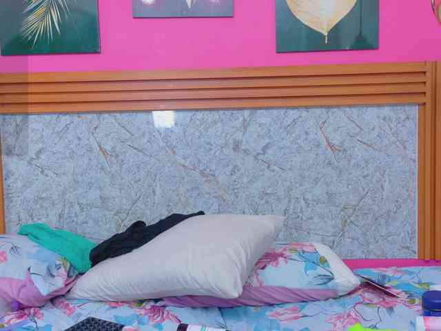 matureandhorny webcam