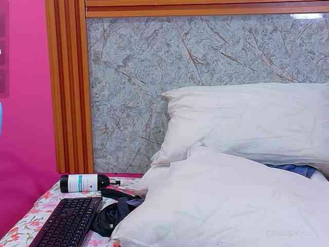 matureandhorny webcam
