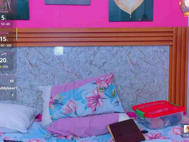 Модель: matureandhorny