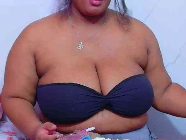 matureandhorny webcam