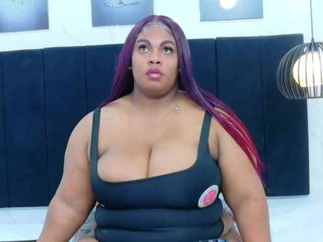 Modelo: matureandhorny