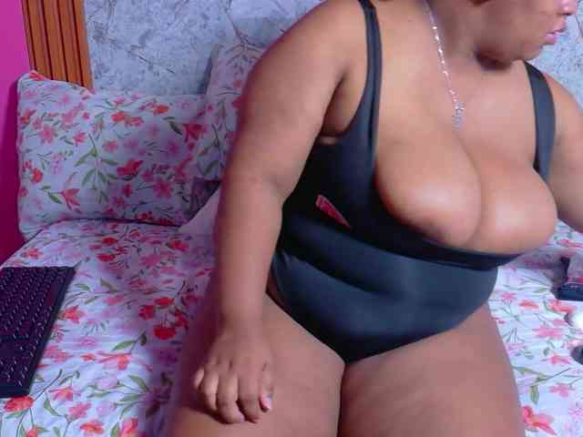matureandhorny webcam