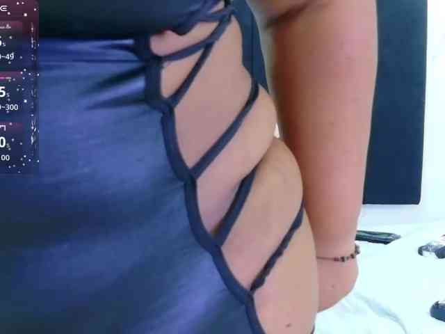 Matureandhorny