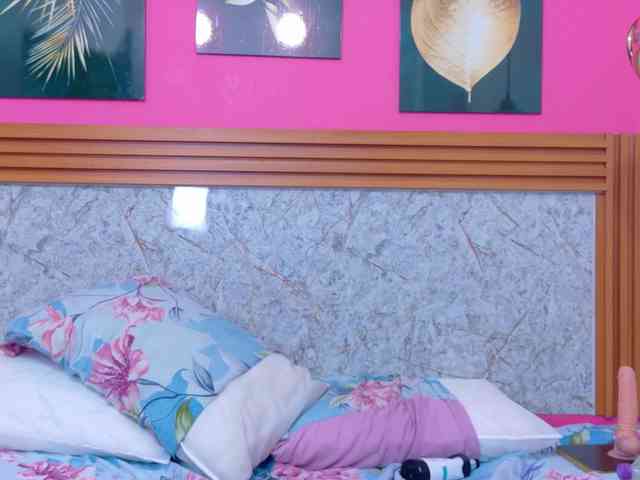 matureandhorny webcam