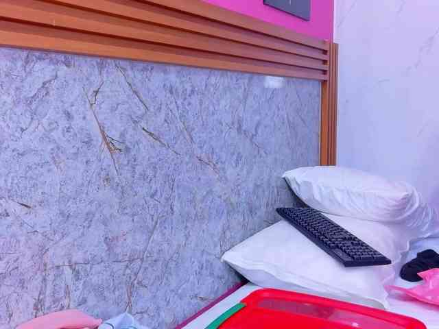 matureandhorny webcam