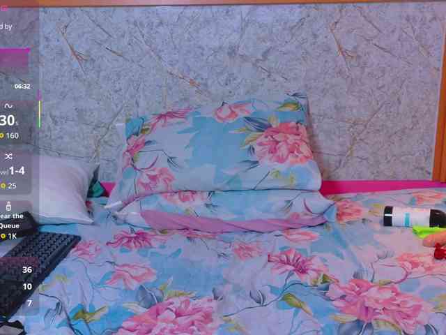 Модель: matureandhorny