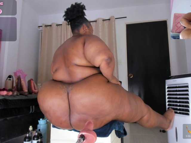 BiigAsshot live cam