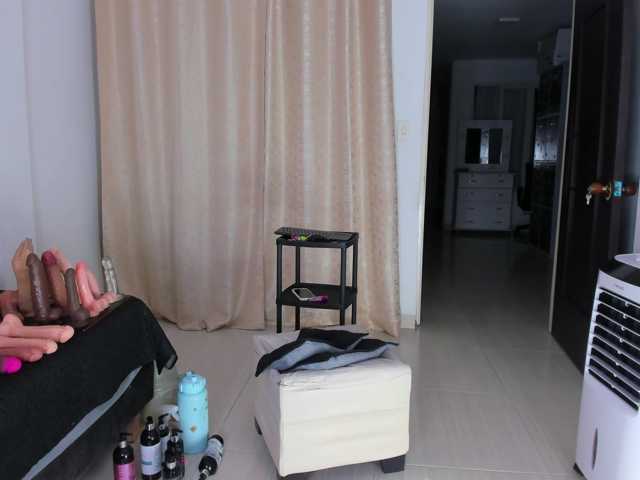 BiigAsshot live cam on BongaCams