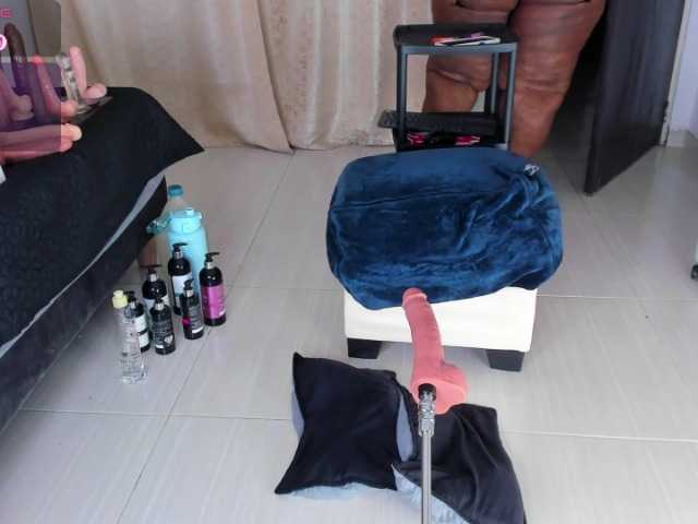 BiigAsshot live cam preview