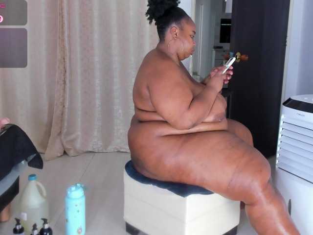 BiigAsshot live cam preview