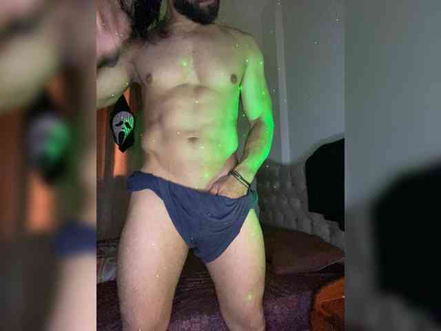 Danialhassanchecka Sex Cam Show