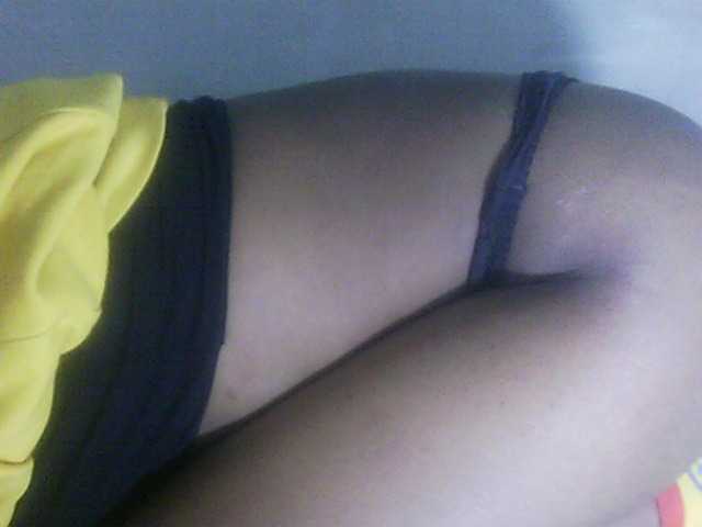 Sarah-myah2 live cam on BongaCams