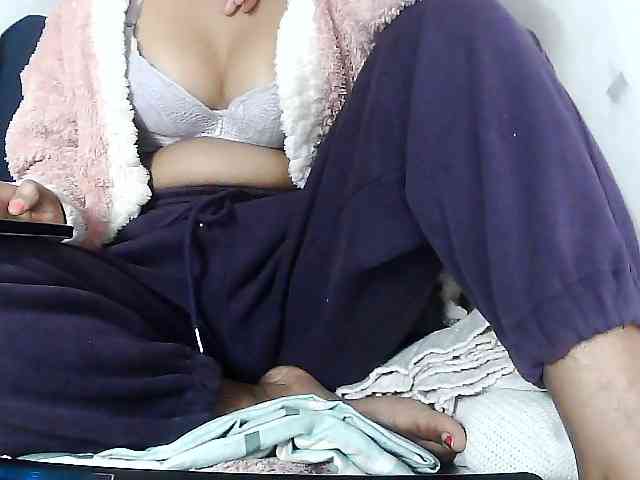 Sarah-myah2 webcam