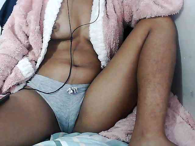 Sarah-myah2 webcam