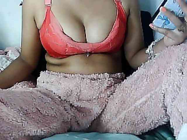 Sarah-myah2 webcam