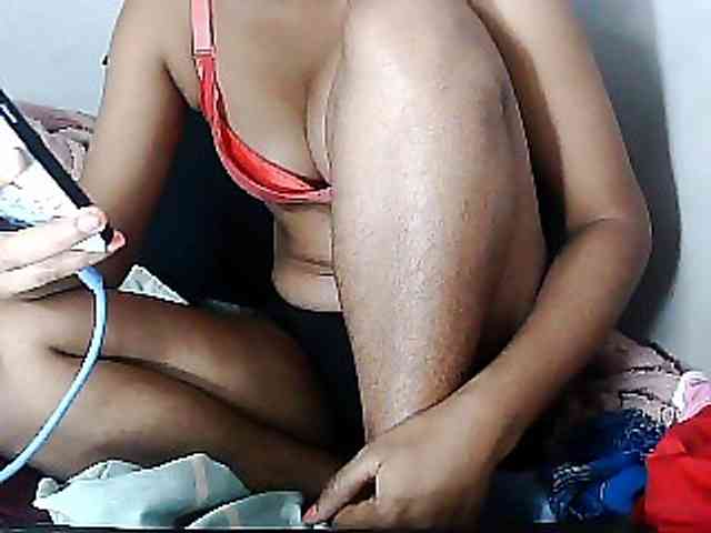 Sarah-myah2 webcam