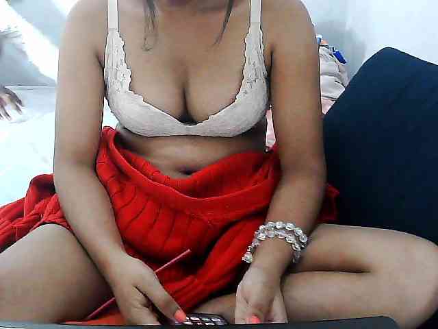 Sarah-myah2 webcam