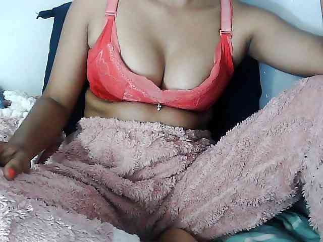 Sarah-myah2 webcam