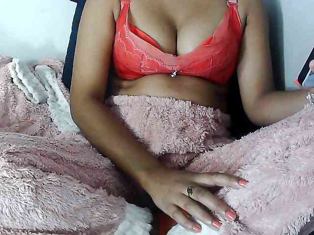 Sarah-myah2 webcam