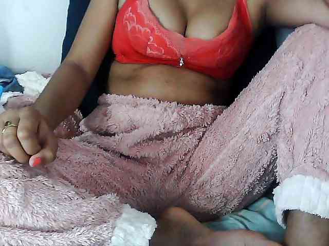 Sarah-myah2 webcam