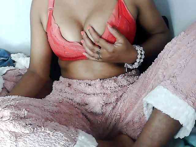 Sarah-myah2 webcam